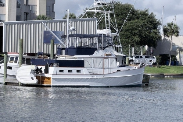 AT LAST 42ft Grand Banks Yacht For Sale