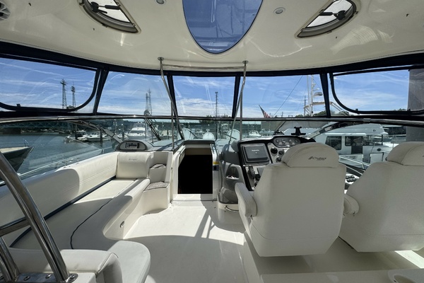 52ft Cruisers Yachts Yacht For Sale
