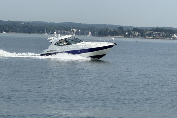 52ft Cruisers Yachts Yacht For Sale
