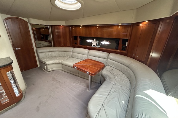 52ft Cruisers Yachts Yacht For Sale