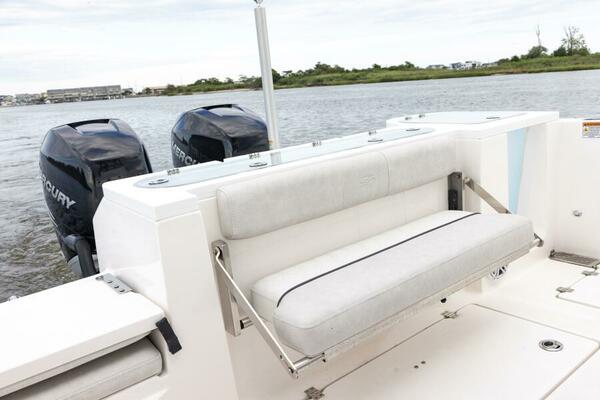 32ft Sea Fox Yacht For Sale