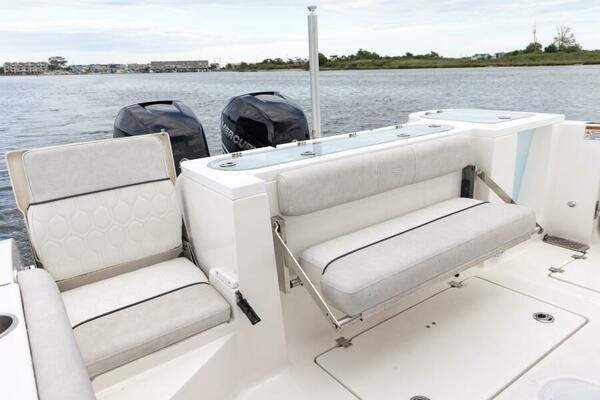 32ft Sea Fox Yacht For Sale