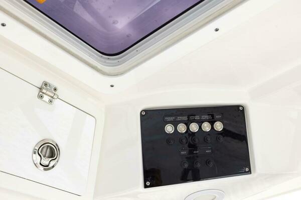 32ft Sea Fox Yacht For Sale
