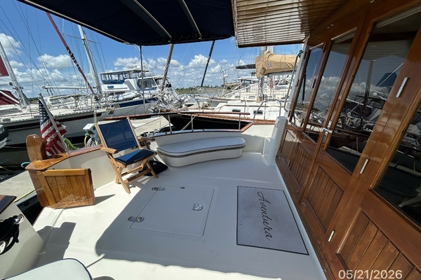 2004 Menorquin 43