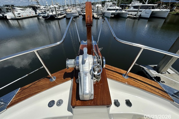 43' Menorquin anchor windlass1