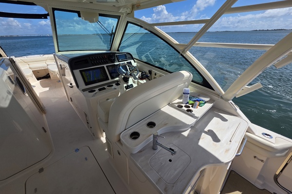 No Name 36ft Grady White Yacht For Sale