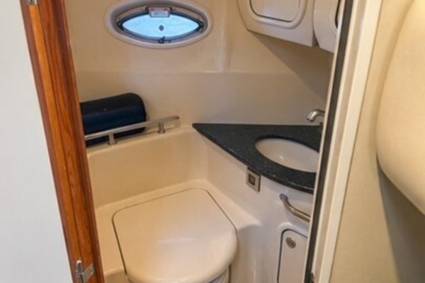 2005 Sea Ray 42