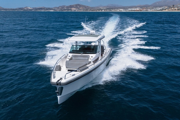 Sueno Pequeno 37ft Axopar Yacht For Sale