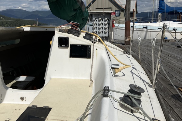 Silkye 30ft Wyliecat Yacht For Sale