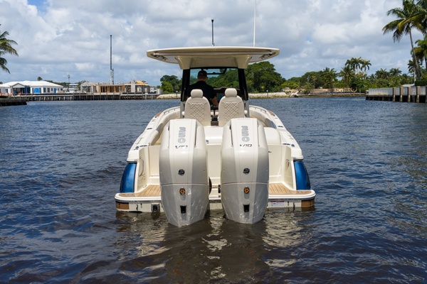 30ft Chris Craft Yacht For Sale