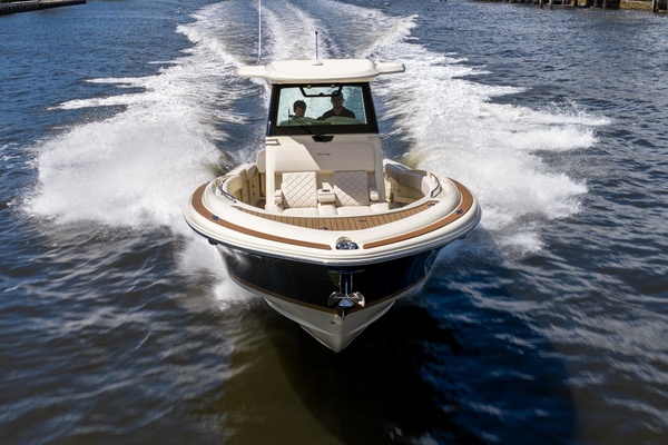 30ft Chris Craft Yacht For Sale