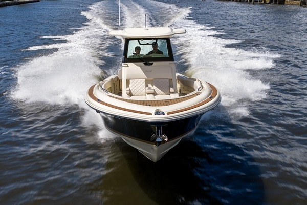 2024 Chris-Craft 30