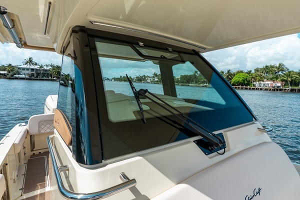 2024 Chris-Craft 30