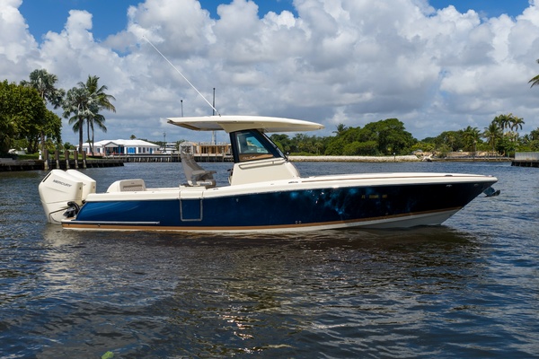 30ft Chris Craft Yacht For Sale