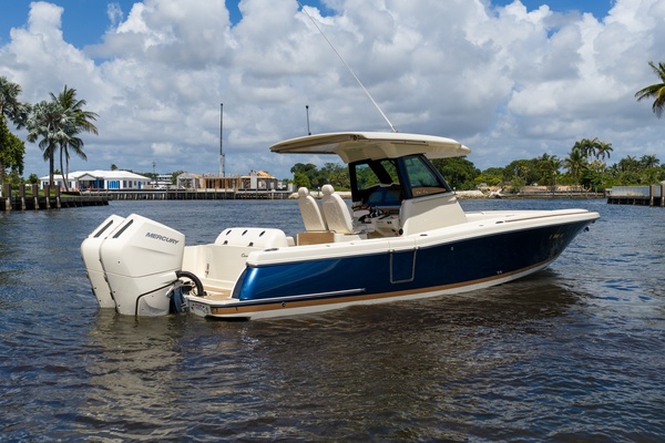 30ft Chris Craft Yacht For Sale