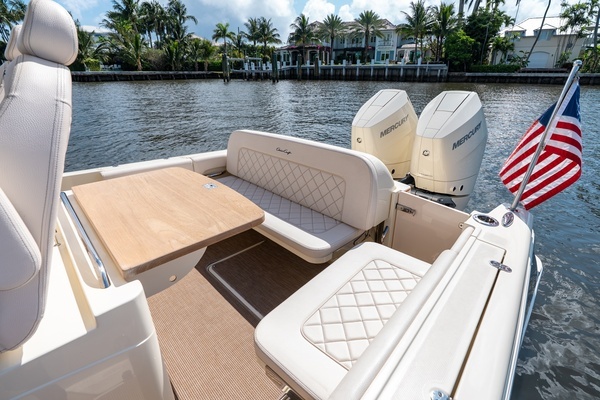 2024 Chris-Craft 30