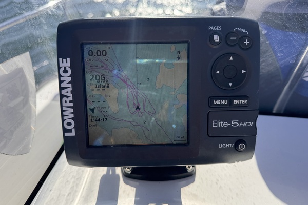 15ft Boston Whaler Yacht For Sale