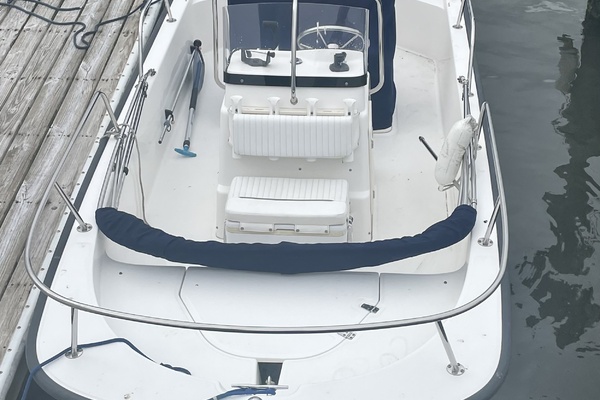 15ft Boston Whaler Yacht For Sale