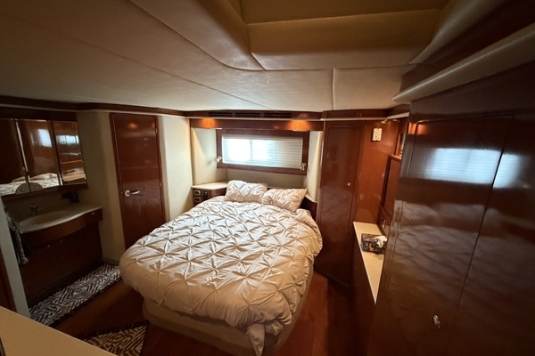 Sea Ray 480 Yacht For Sale