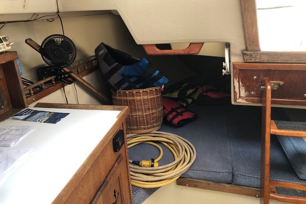 EASTERN WIND 30ft Catalina Yacht For Sale