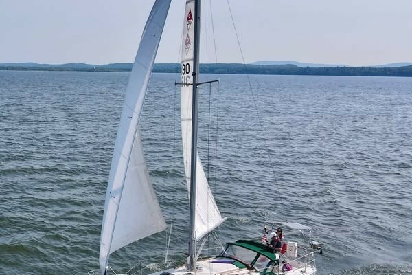 30-ft-Catalina-1983-Catalina 30-EASTERN WIND Colchster Vermont United States  yacht for sale