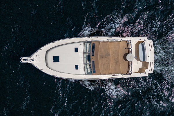 Mainship Pilot 34 Yacht For Sale
