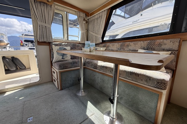 31ft Camano Yacht For Sale