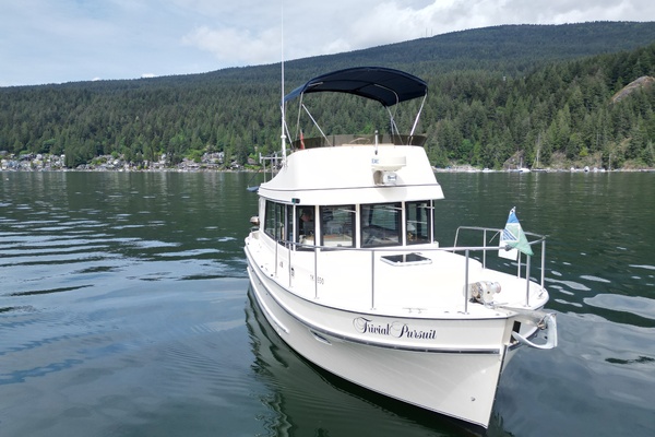 31ft Camano Yacht For Sale
