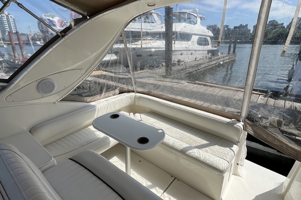 Photo of the 2003 Maxum 2900 SCR