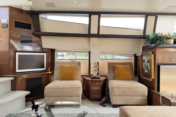 Helios 47ft Carver Yacht For Sale