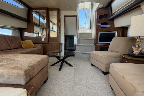 2008 Carver 47