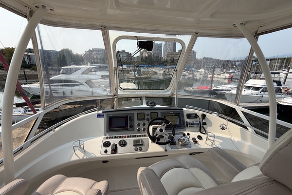 Helios 47ft Carver Yacht For Sale