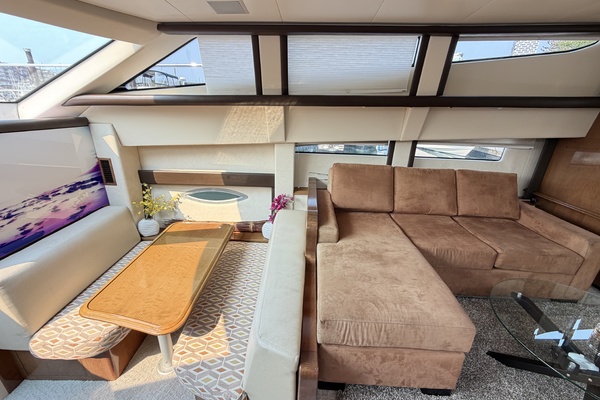Helios 47ft Carver Yacht For Sale