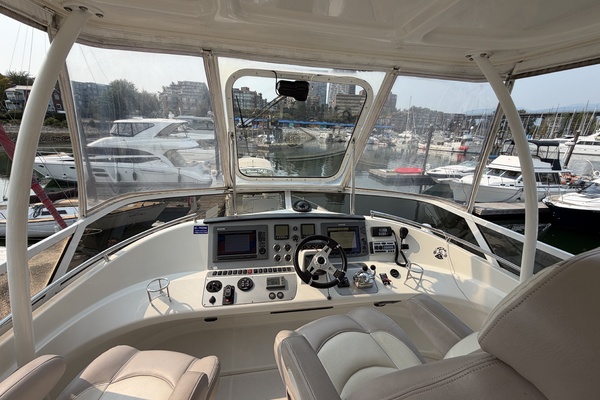 Helios 47ft Carver Yacht For Sale