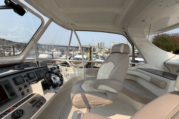 Helios 47ft Carver Yacht For Sale