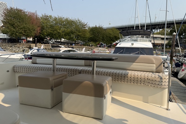Helios 47ft Carver Yacht For Sale