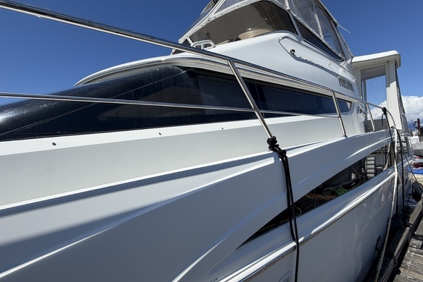 2008 Carver 47