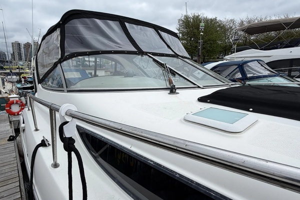31ft Bayliner Yacht For Sale