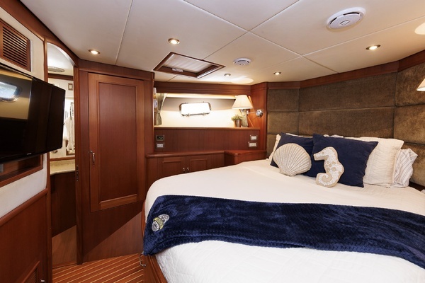 2007 Grand Banks 59