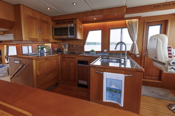 2007 Grand Banks 59