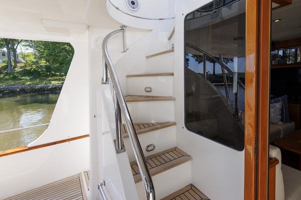 2007 Grand Banks 59
