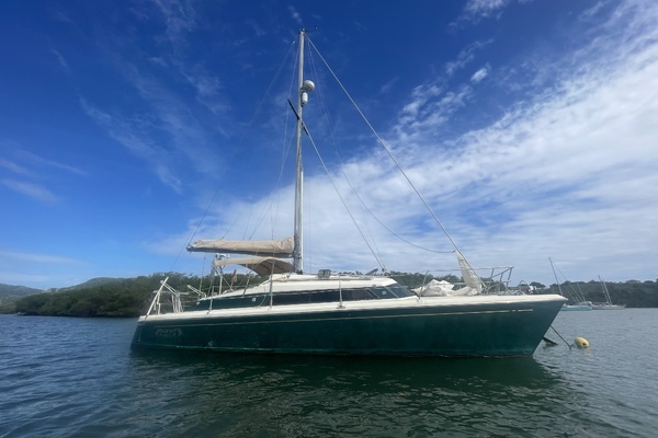 Lucky Bat 37ft Prout Yacht For Sale