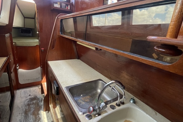 Lucky Bat 37ft Prout Yacht For Sale