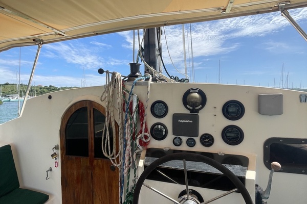 Lucky Bat 37ft Prout Yacht For Sale