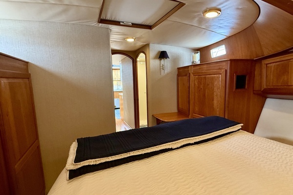 2002 Legacy Yachts 52