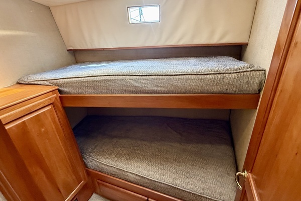 2002 Legacy Yachts 52