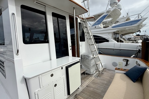 2002 Legacy Yachts 52