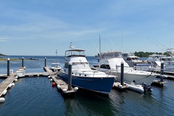 2002 Legacy Yachts 52