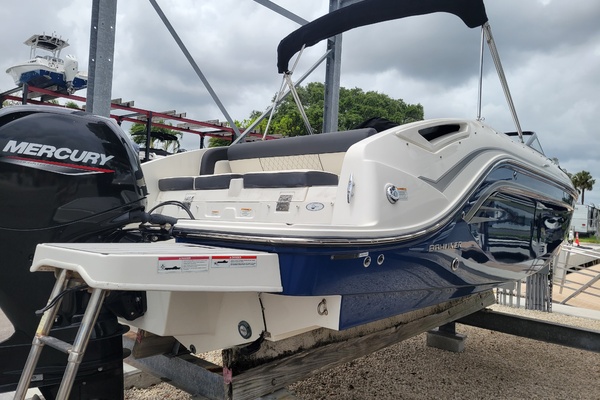 22ft Bayliner Yacht For Sale