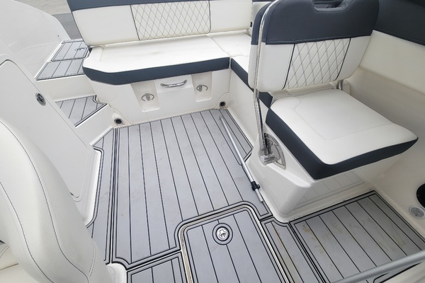 22ft Bayliner Yacht For Sale